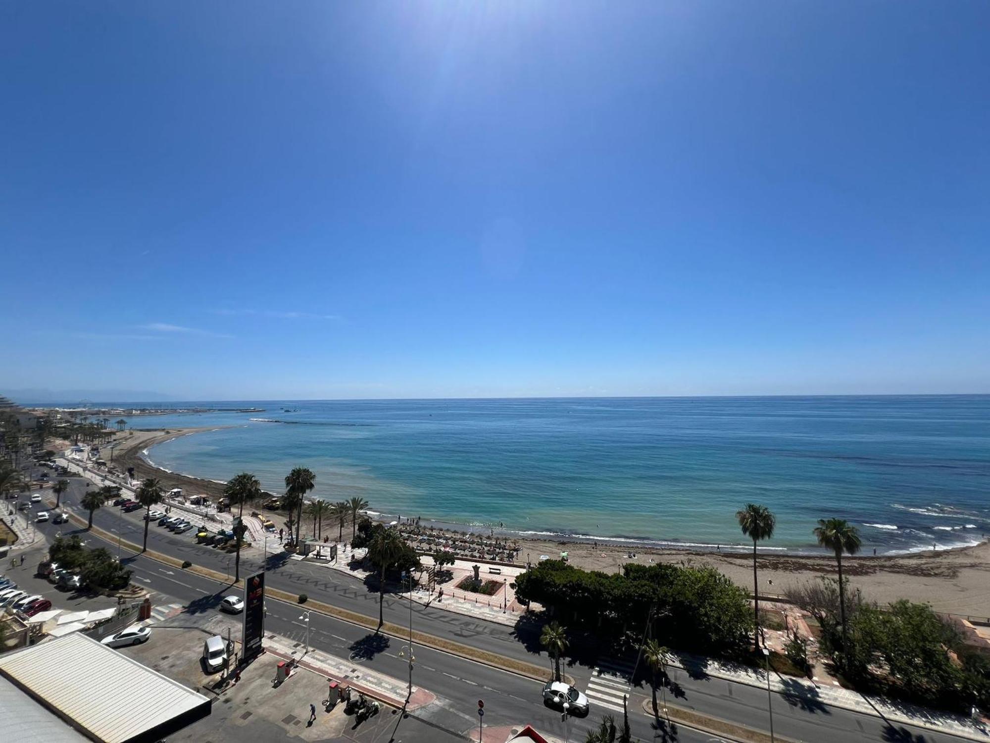 Front Sea View & Terrace Benalbeach *